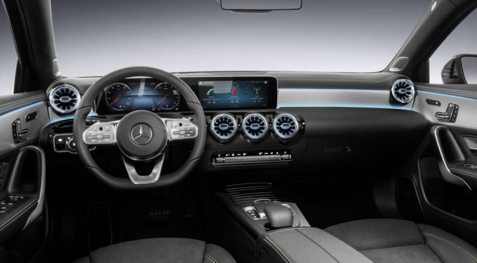 Хетчбек Mercedes A-Class нової генерації представлений офіційно