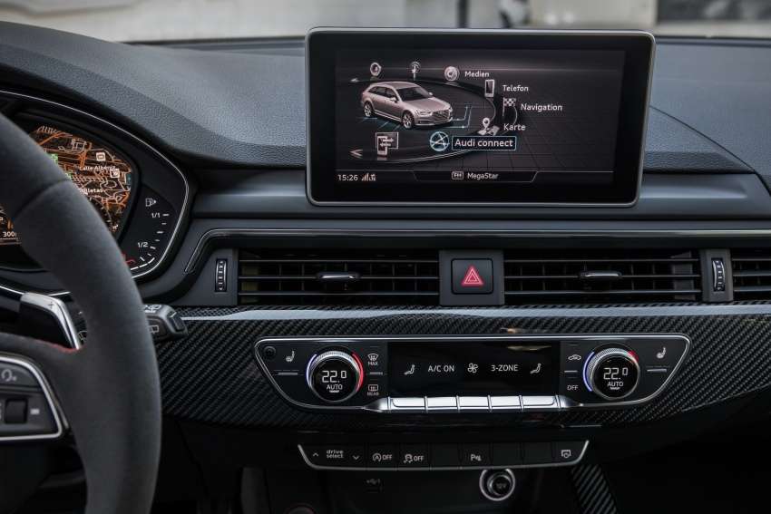 Audi опублікувала фото нового «зарядженого» універсала RS4 Avant