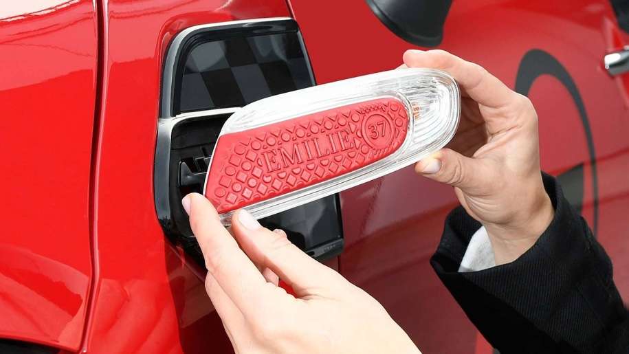 Автомобілі Mini отримали роздруковані на 3D-принтері деталі