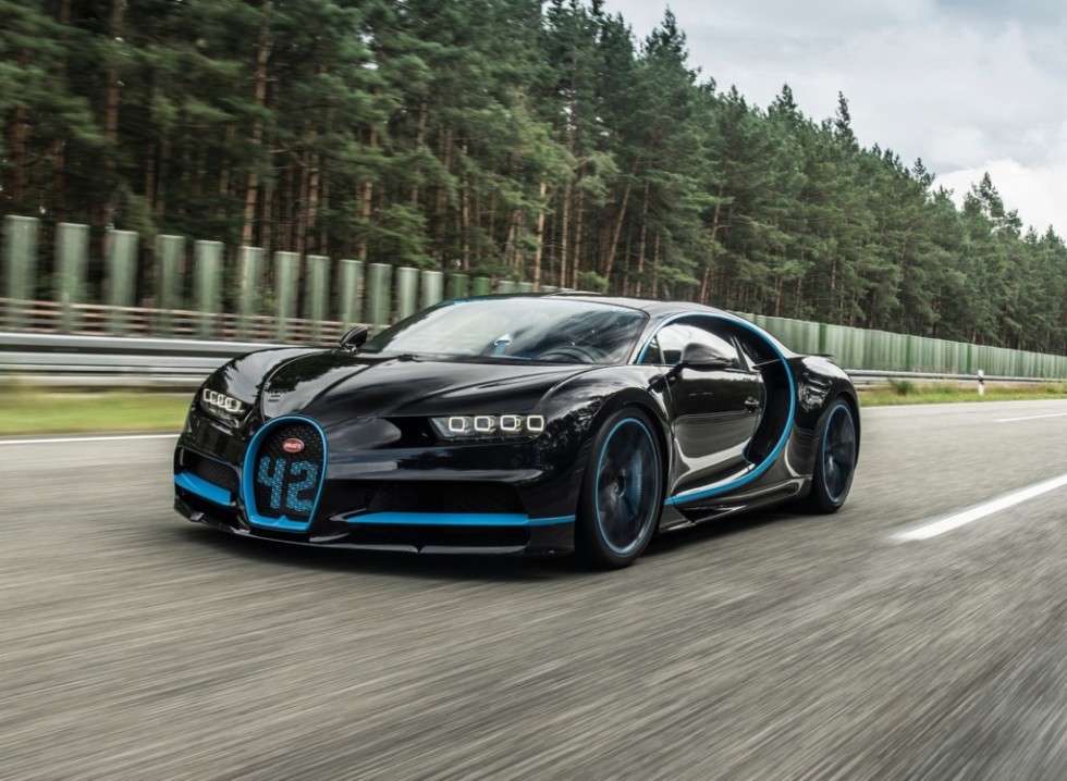 Перший покупець з РФ отримав гіперкар Bugatti Chiron за €3,5 млн