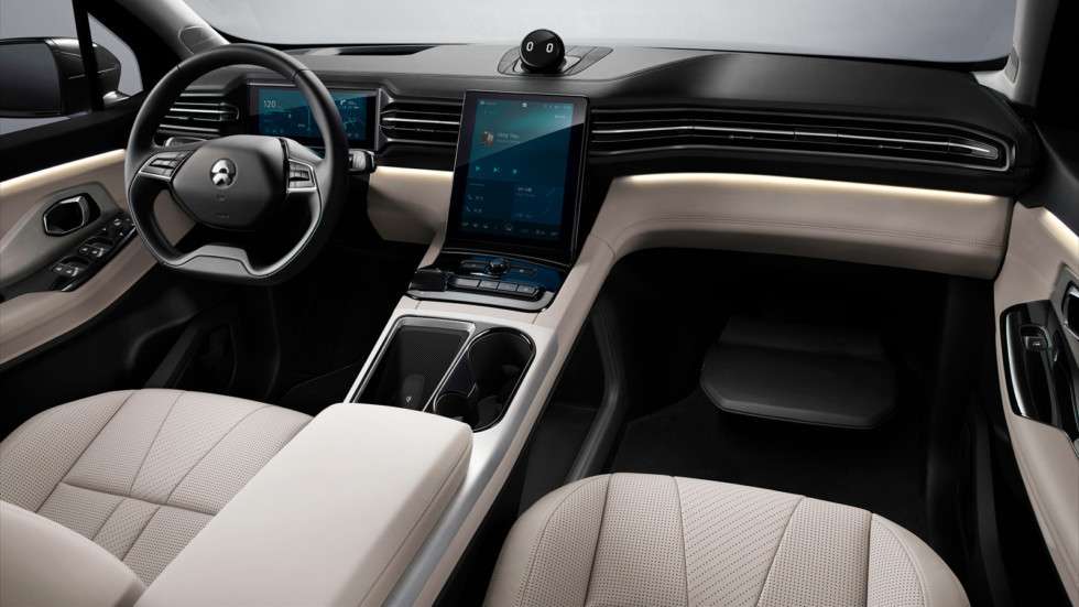 Стартували «живі» продажу конкурента Tesla Model X в особі Nio ES8