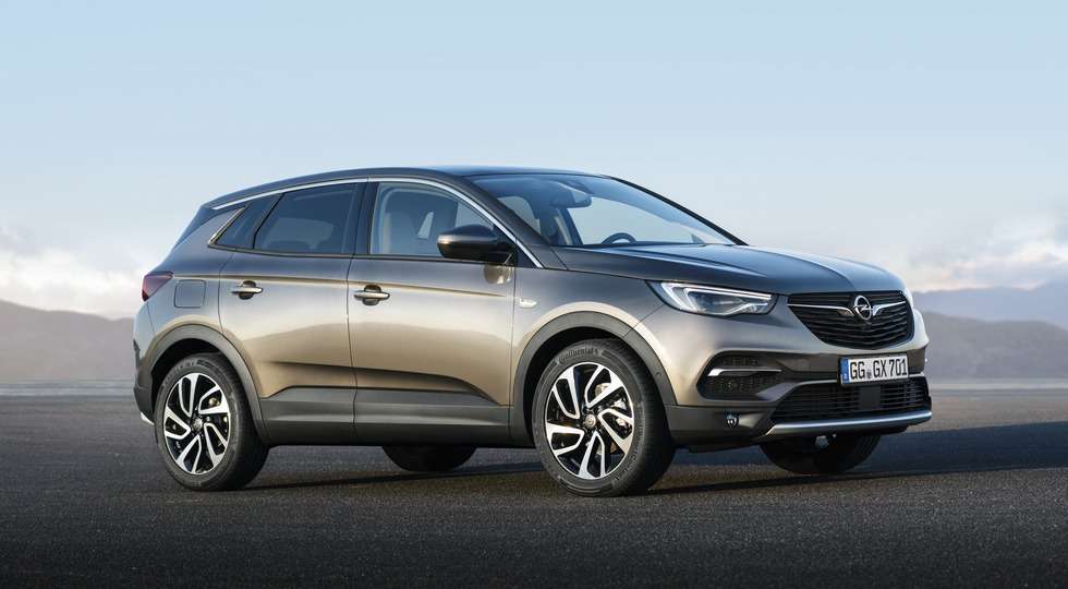 Opel Grandland X отримав нову комплектацію і новий дизель