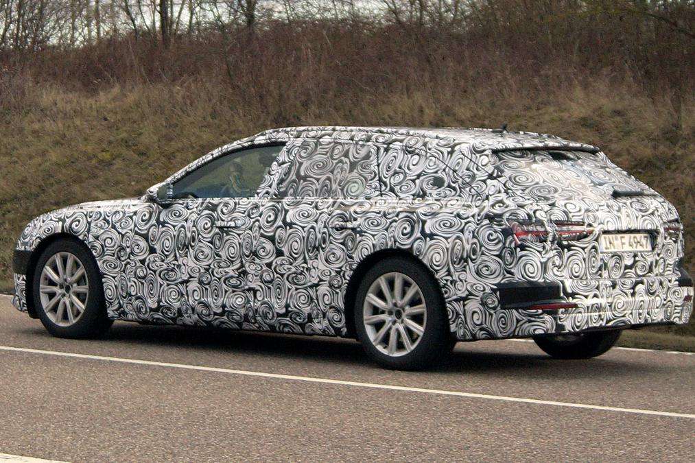 Універсал Audi A6 Avant нового покоління помічений на тестах