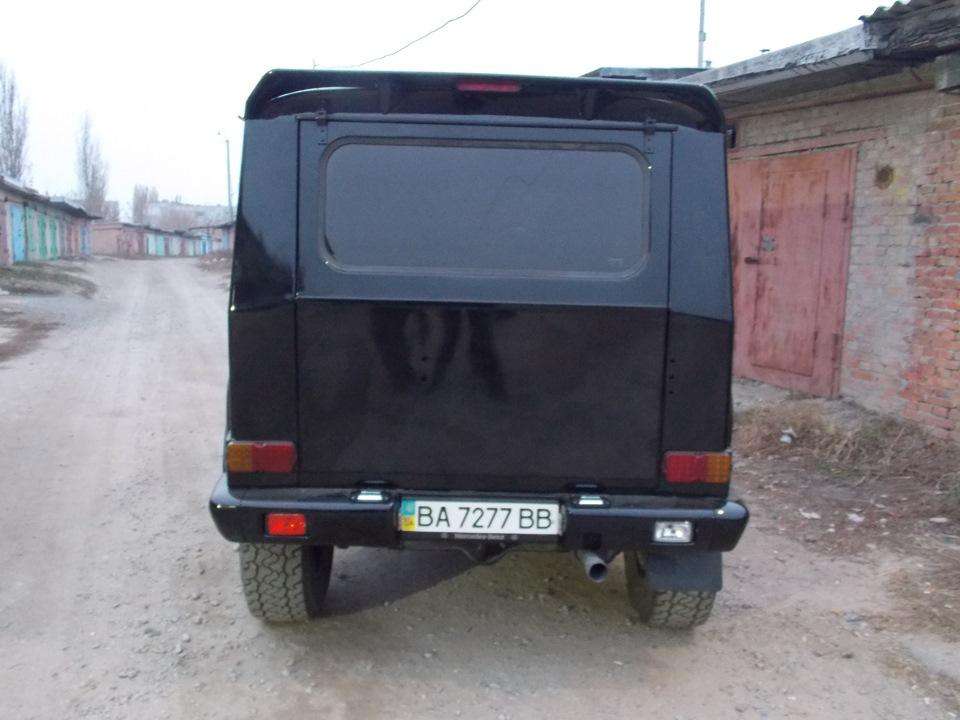 Мешканець України перетворив позашляховик УАЗ-31514 в «Гелендваген»