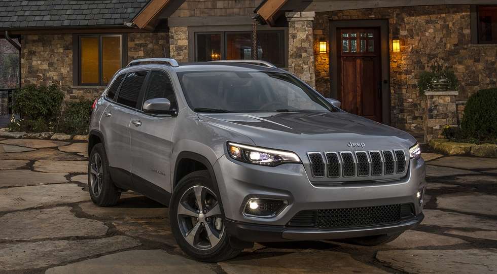Оновлений кросовер Jeep Cherokee 2019 отримав новий двигун