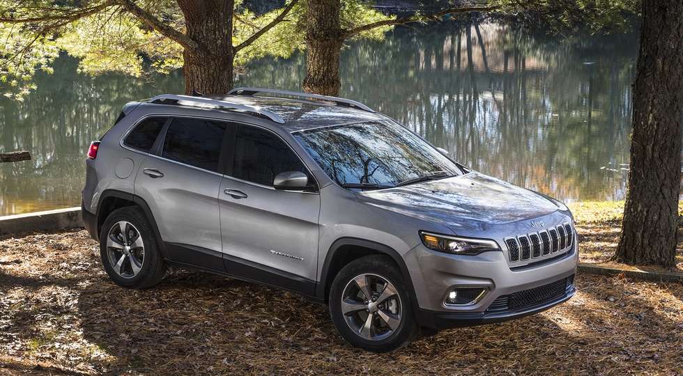Оновлений кросовер Jeep Cherokee 2019 отримав новий двигун
