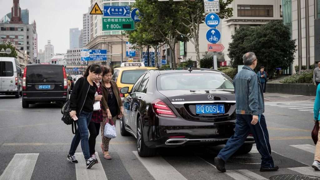 Mercedes-Benz почав тести безпілотного Mercedes-Benz S‑Class в Шанхаї