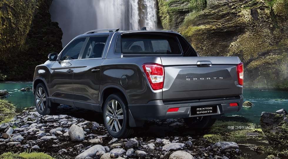 Компанія SsangYong початку продажу нового пікапа Rexton Sports