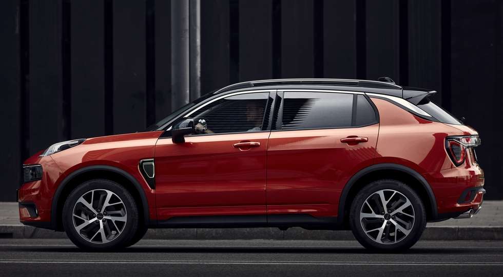 Новий кросовер Lynk&Co 01 надійшов у продаж