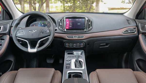 Оновлений Chery Tiggo 7 2018 став дешевше попередника