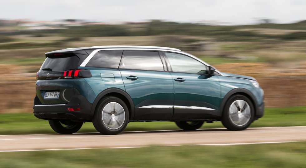 Peugeot в Росії оголосила ціни на нове покоління кросовера 5008