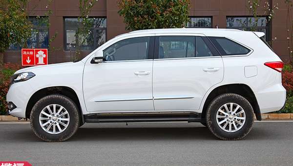 Китайська Foday оновила клон Toyota Land Cruiser Prado