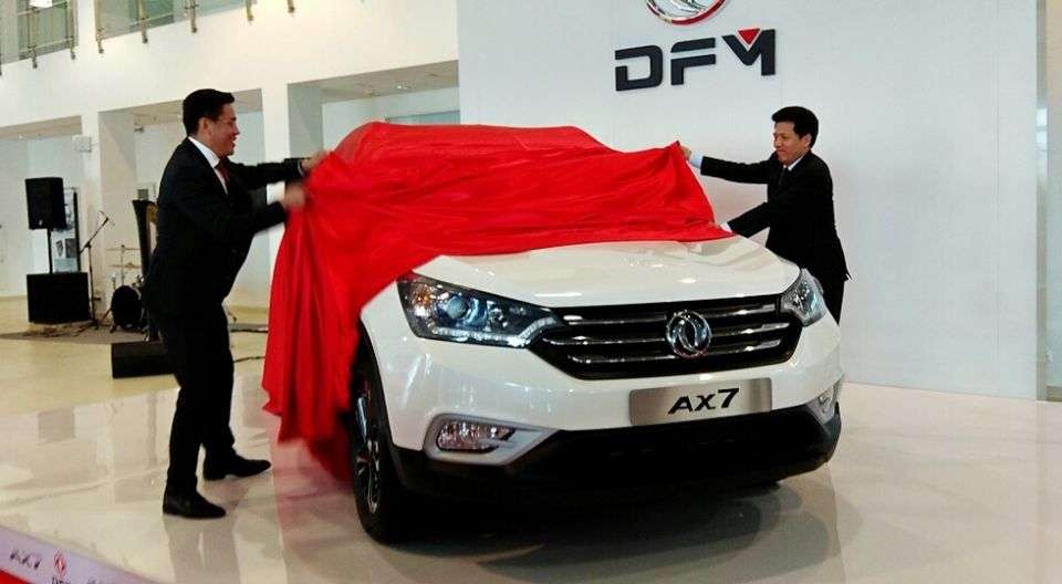 На ринку Росії успішно стартував новий кросовер DFM AX7