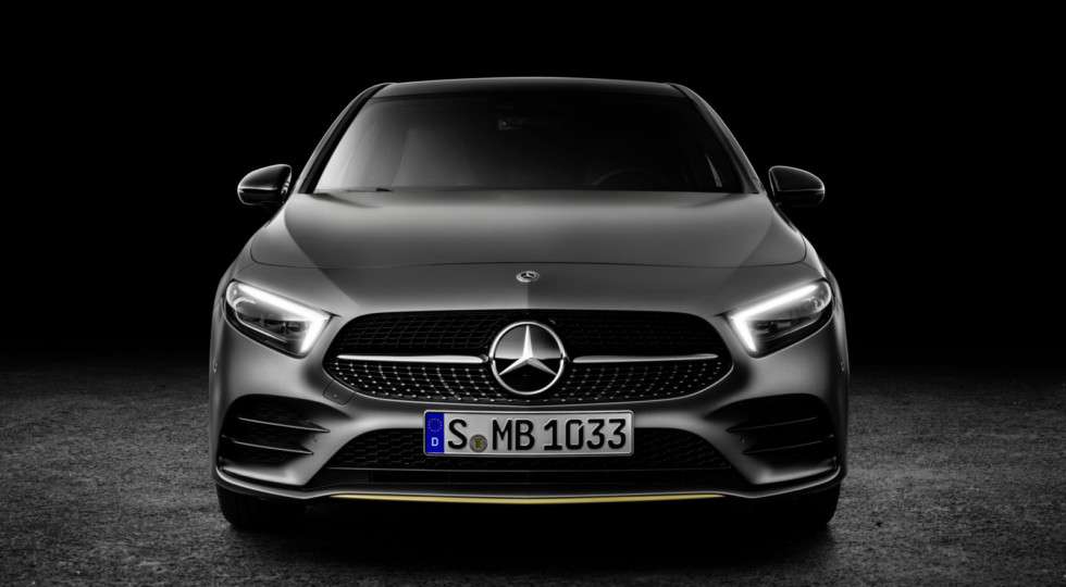 Хетчбек Mercedes A-Class нової генерації представлений офіційно