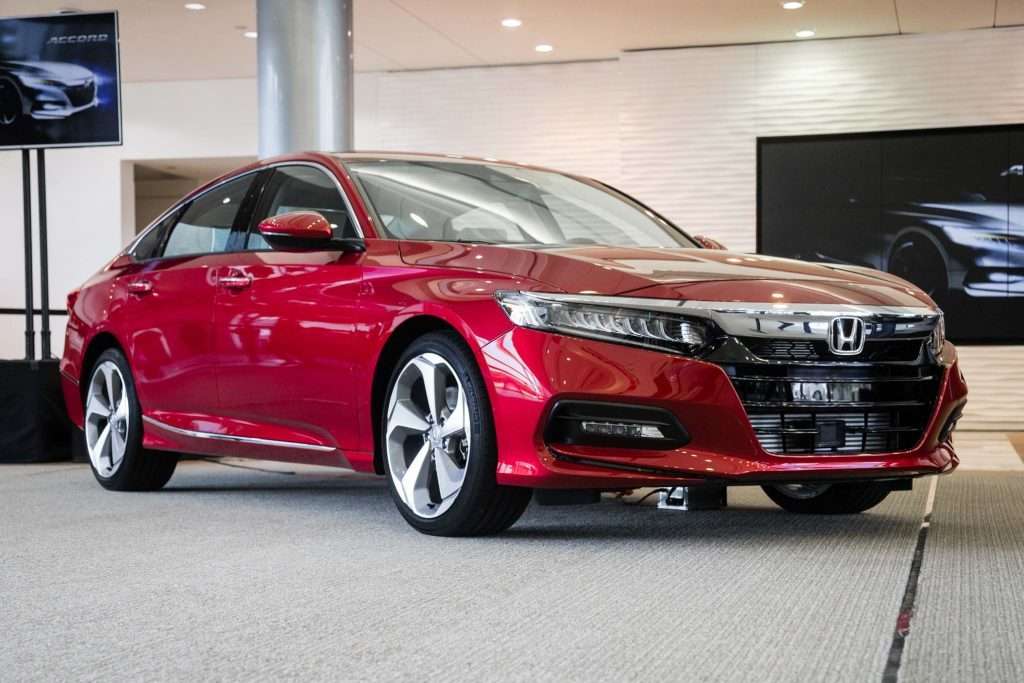 Експерти: Honda Accord 2018 року готова до продажу