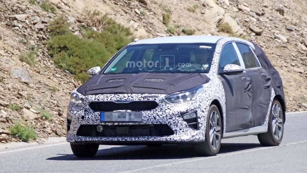 Нове покоління KIA ceed 2018 помітили на дорожніх тестах