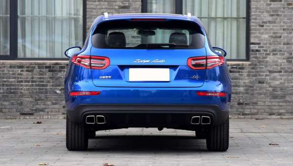 Китайська Zotye оновила кросовер Zotye SR9 копію Porsche Macan