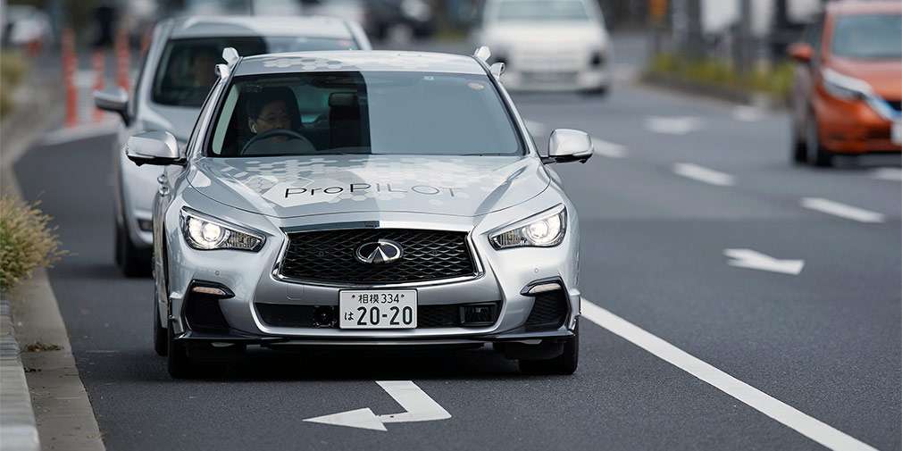 Безпілотний автомобіль Nissan протестували на дорогах Токіо