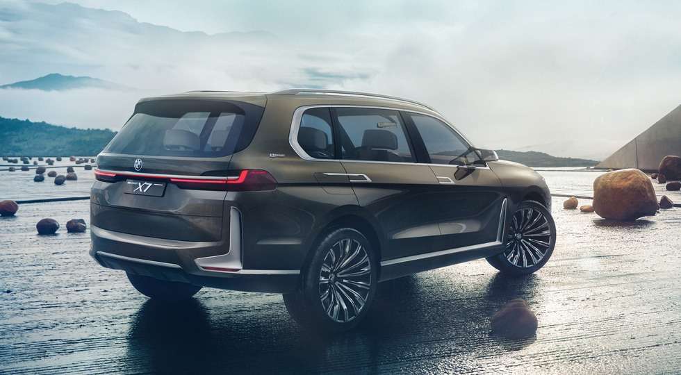 У 2018 році два нових кросовера BMW X2 і BMW X7 зявляться в Росії