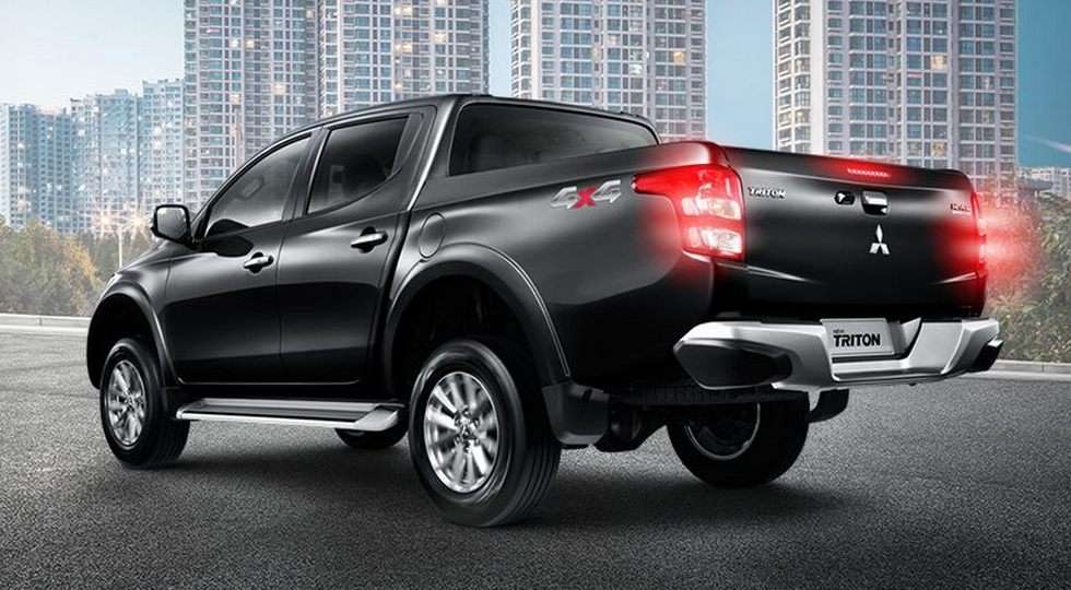 Пікап Mitsubishi L200 отримав дизайн в стилі нового Pajero Sport