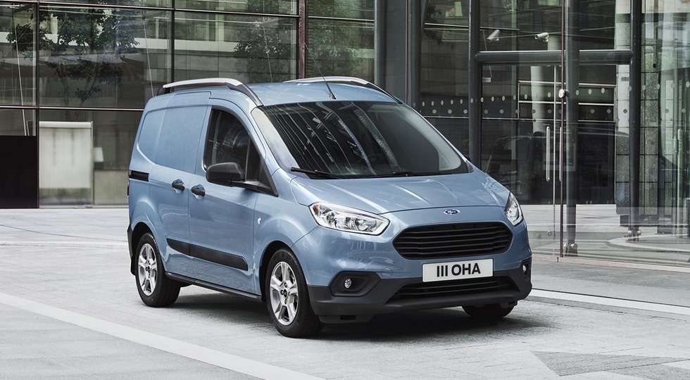 Компанія Ford представила оновлені Transit Courier і Transit Connect