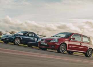 Le auto dei guidatori dimenticati della generazione Z: la Clio Trophy e la Toyota MR2