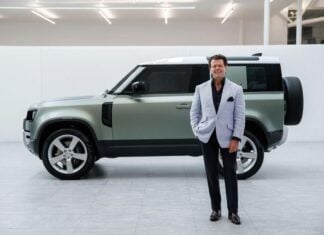 JLR звільняє головного дизайнера Джеррі Макговерна в розвороті