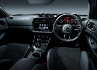 Nissan finalmente consegna: Z Nismo manuale confermato per il 2027