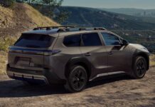 Toyota bZ Woodland: чому вона коштує на 5305 доларів більше, ніж її близнюк Subaru