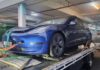 Фанат Tesla збирає 1800 доларів США на ремонт батареї з великим пробігом