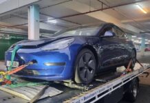 Фанат Tesla збирає 1800 доларів США на ремонт батареї з великим пробігом