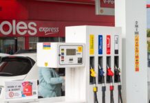 Реальна вартість нафти по 100 доларів за барель: чому австралійські ціни на пальне такі високі