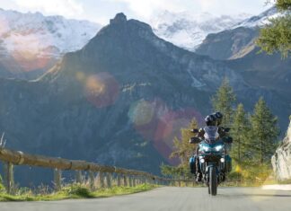 Десять Туринговых Мотоциклов, Рассчитанных на Пробег Более 160 000 Километров