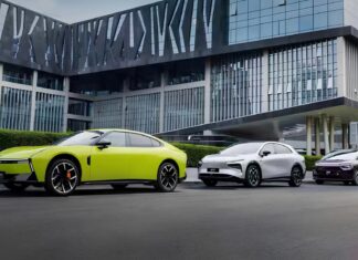 Xpeng Зменшує Збитки на 80% на Фоні Зростання Продажів у 2025 році