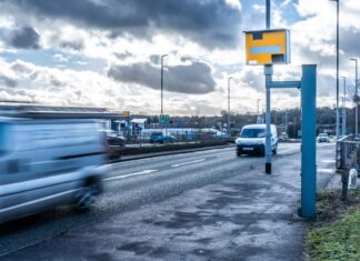 Лондон впроваджує передові приховані камери контролю швидкості для боротьби зі зростанням порушень правил дорожнього руху