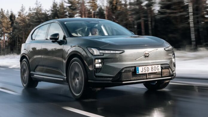 ea176eba-bbdc-4163-904a-5da689d454be