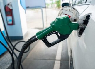 Різке зростання цін на бензин на фоні конфлікту на Близькому Сході