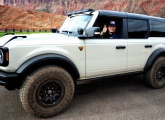 Ford Відроджує Плани за Гібридними Версіями Bronco та Mustang Після Багаторічних Затримок