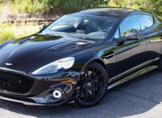 Останній у своєму роді: рідкісний Aston Martin Rapide AMR