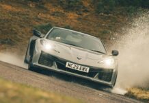 Corvette E-Ray: чи зможе «кентуккський м’яз» впоратися з європейськими суперкарами?