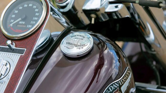 f946a6fa-f56c-43f0-831a-3184843f0230