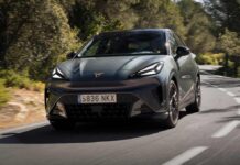 Обзор Cupra Raval: Электрический супермини, который действительно управляется