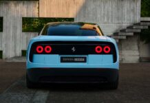 Акції Ferrari впали після презентації першого електромобіля