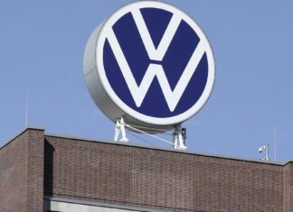 Розмови про поглинання Volkswagen компанією BYD