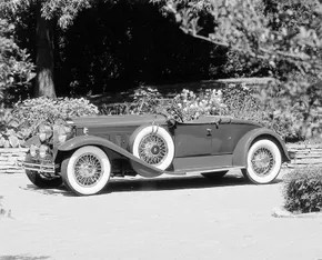 Packard Eighth Series 1931: Як «Стандарт Світу» пережив крах